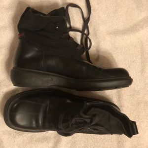 Gucci leather boots - vintage